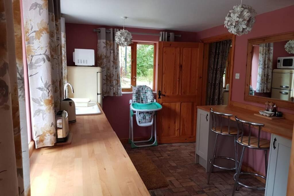 Rowan Cottages With Panoramic Views Of The Stiperstones And Walks On The Doorstep Shrewsbury Luaran gambar
